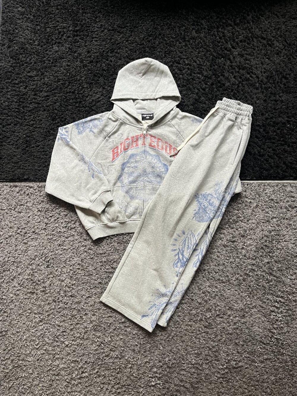 We Are Righteous "Seal" Full Set Small